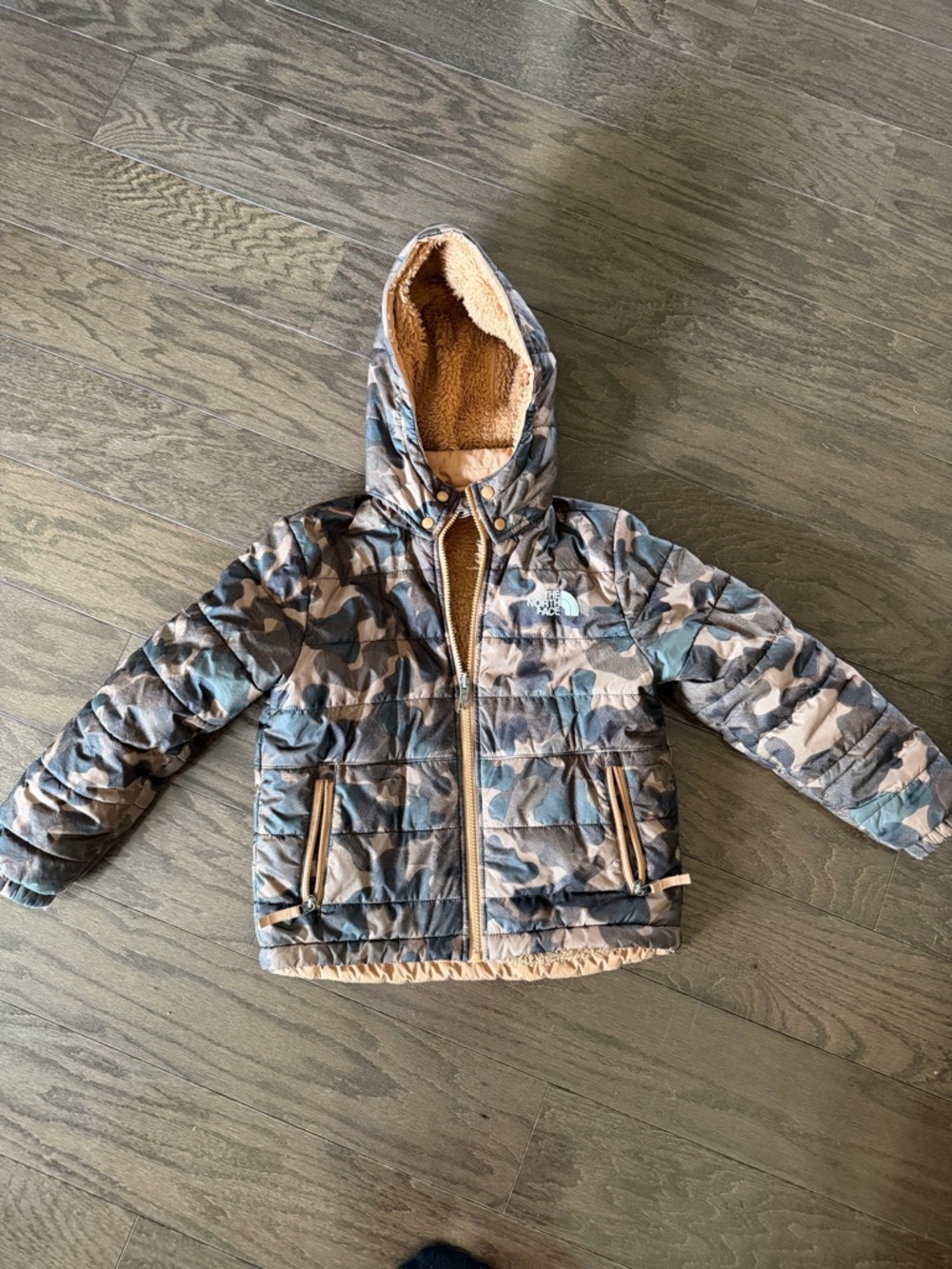 The North Face Kids Camo Puffer Jacket - Blue/Tan/Cream